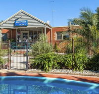 COMFORT INN COACH AND BUSHMANS - Tourism Noosa