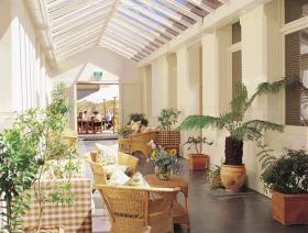 AnsoniA On Lydiard - Tourism Noosa 0