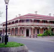 Jens Town Hall Hotel - Tourism Noosa