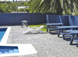 Abrolhos Reef Lodge - Tourism Noosa 1