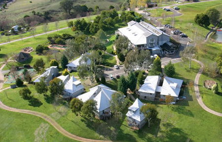 Pinnacle Valley Resort - Tourism Noosa 0