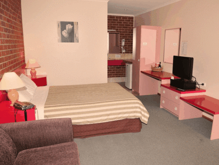 Werribee Motel  Apartments - Tourism Noosa