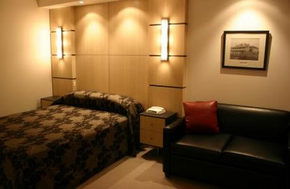 Brighton Savoy - Tourism Noosa 0