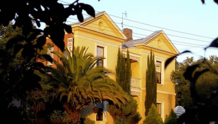 Campbell Street Lodge - Tourism Noosa