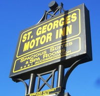 St Georges Motor Inn - Tourism Noosa