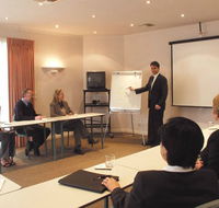 The Waverley International Hotel - Tourism Noosa