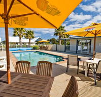 Torquay Tropicana Motel - Tourism Noosa