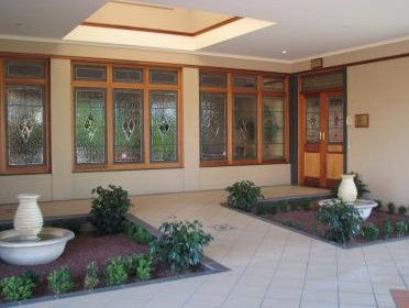 Best Western Plus All Settlers Motor Inn - Tourism Noosa 1