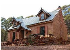 Table Top Mountain Retreat - Tourism Noosa 1
