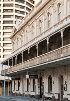 The Melbourne Hotel - Tourism Noosa