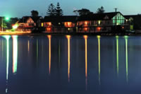 Clan Lakeside Lodge - Tourism Noosa 0