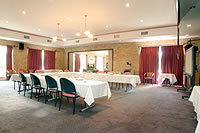 Clan Lakeside Lodge - Tourism Noosa 4