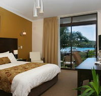 Whale Motor Inn - Tourism Noosa