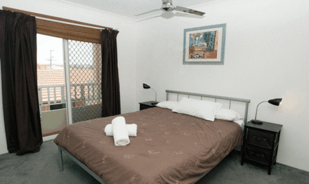 Surfers Tradewinds - Tourism Noosa 1