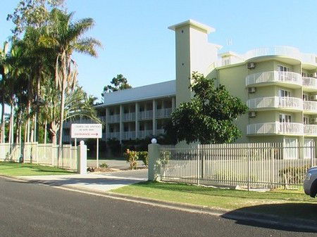 Cabarita Lake Apartments - Tourism Noosa 3
