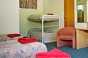 Red Chief Motel - Tourism Noosa 3