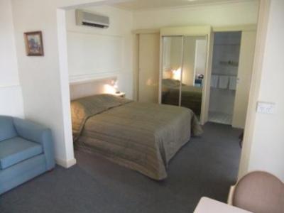 Country Comfort Cowra Countryman Motor Inn - Tourism Noosa 1