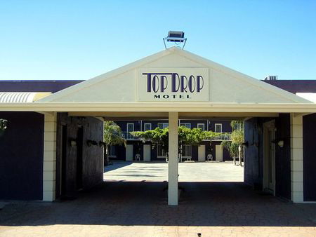 Top Drop Motel - Tourism Noosa 1