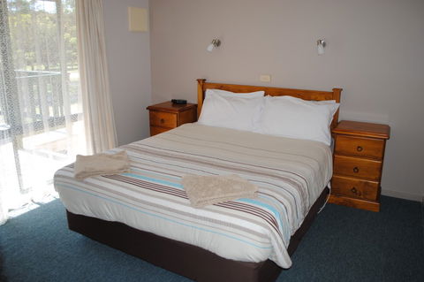 Lakes Entrance Country Cottages - Tourism Noosa 4