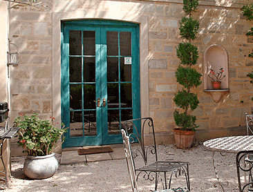 Mallyons Executive Villas - Tourism Noosa