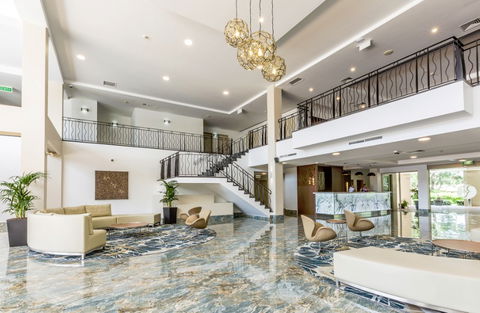 Ramada Hotel Hope Harbour - Tourism Noosa 2