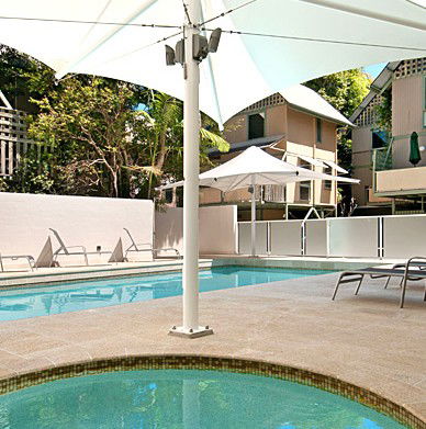 The Hastings Beach Houses - Tourism Noosa 2
