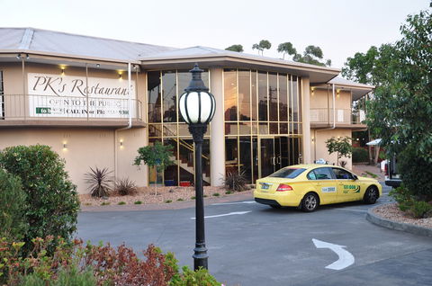 Quality Hotel Melbourne Airport - Tourism Noosa 1