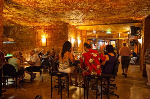 Desert Cave Hotel - Tourism Noosa 7
