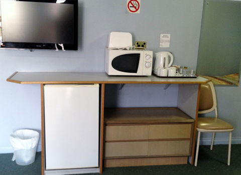 City West Motel - Tourism Noosa 4