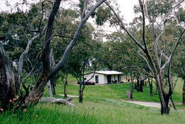 Clare Valley Cabins - Tourism Noosa 0