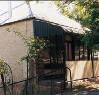 Wild Olive Cottage - Tourism Noosa