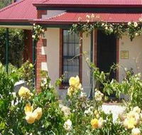 Wine And Roses Bed And Breakfast - Tourism Noosa