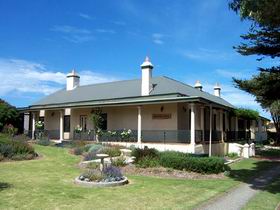 Seaview Lodge K.I. - Tourism Noosa 0