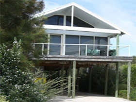 Sheoak Holiday Home - Tourism Noosa 0