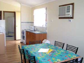Seabreeze Accommodation - Tourism Noosa 4