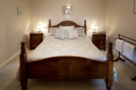 Trinity Cottage - Tourism Noosa 3