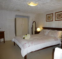 Underground Bed and Breakfast - Tourism Noosa