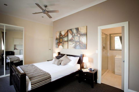 Balcony On Sixth Lodge - Tourism Noosa 4