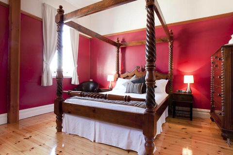 Balcony On Sixth Lodge - Tourism Noosa 5