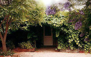 Mundawora Mews - Tourism Noosa 7