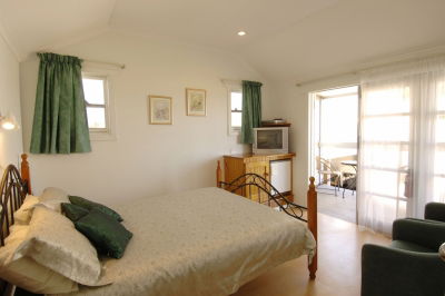 Vue De M Bed And Breakfast - Tourism Noosa 1