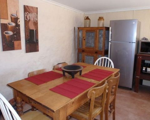 The Cottage At Ramco - Tourism Noosa 4