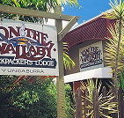 On the Wallaby Lodge - Tourism Noosa