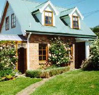Conmel Cottage - Tourism Noosa