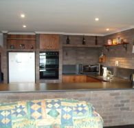 Three Hut Point Waterfront Accommodation - Tourism Noosa