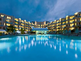 Sheraton Noosa Resort & Spa - Tourism Noosa 0