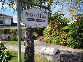 Silwood Park Holiday Unit - Tourism Noosa 0