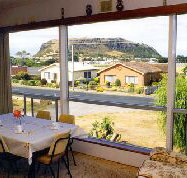 Fred's Place - Tourism Noosa