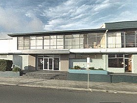 Carlyle Hotel - Tourism Noosa 0