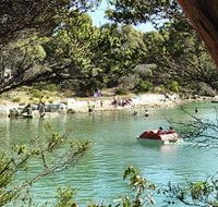 Crayfish Creek Van and Cabin Park and Spa House - Tourism Noosa